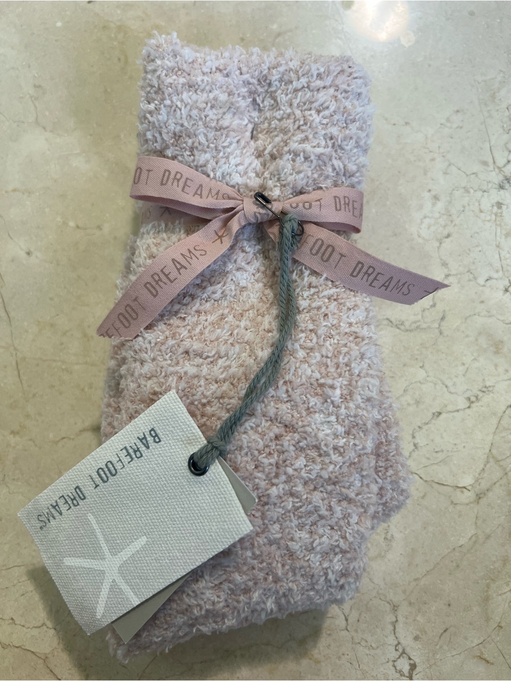 NWT Barefoot Dreams Cozy Chic Heathered Socks Pink Rose White Thick Soft Womens